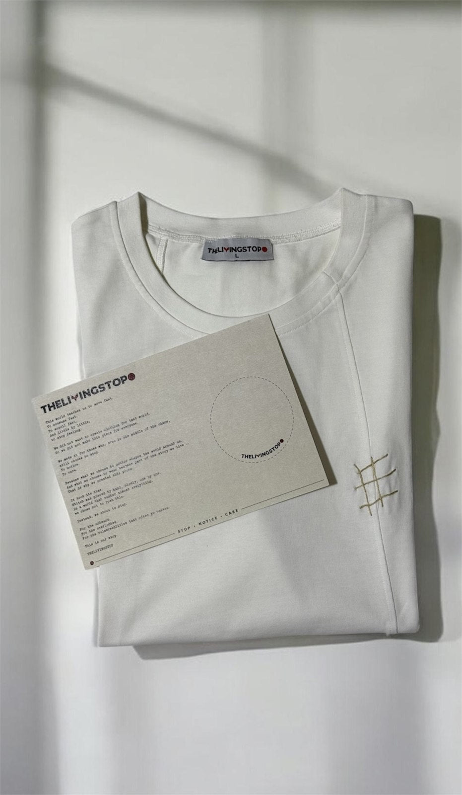 The Hand-Stitched Round Tee - White material detail 1